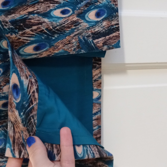 🦚Talbots🦚 - Teal/Tan Peacock/Feather Print Skirt - Picture 6 of 10